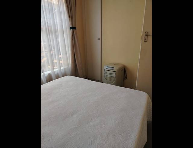 2 BEDROOM APARTMENT FOR SALE IN PIONEER PARK